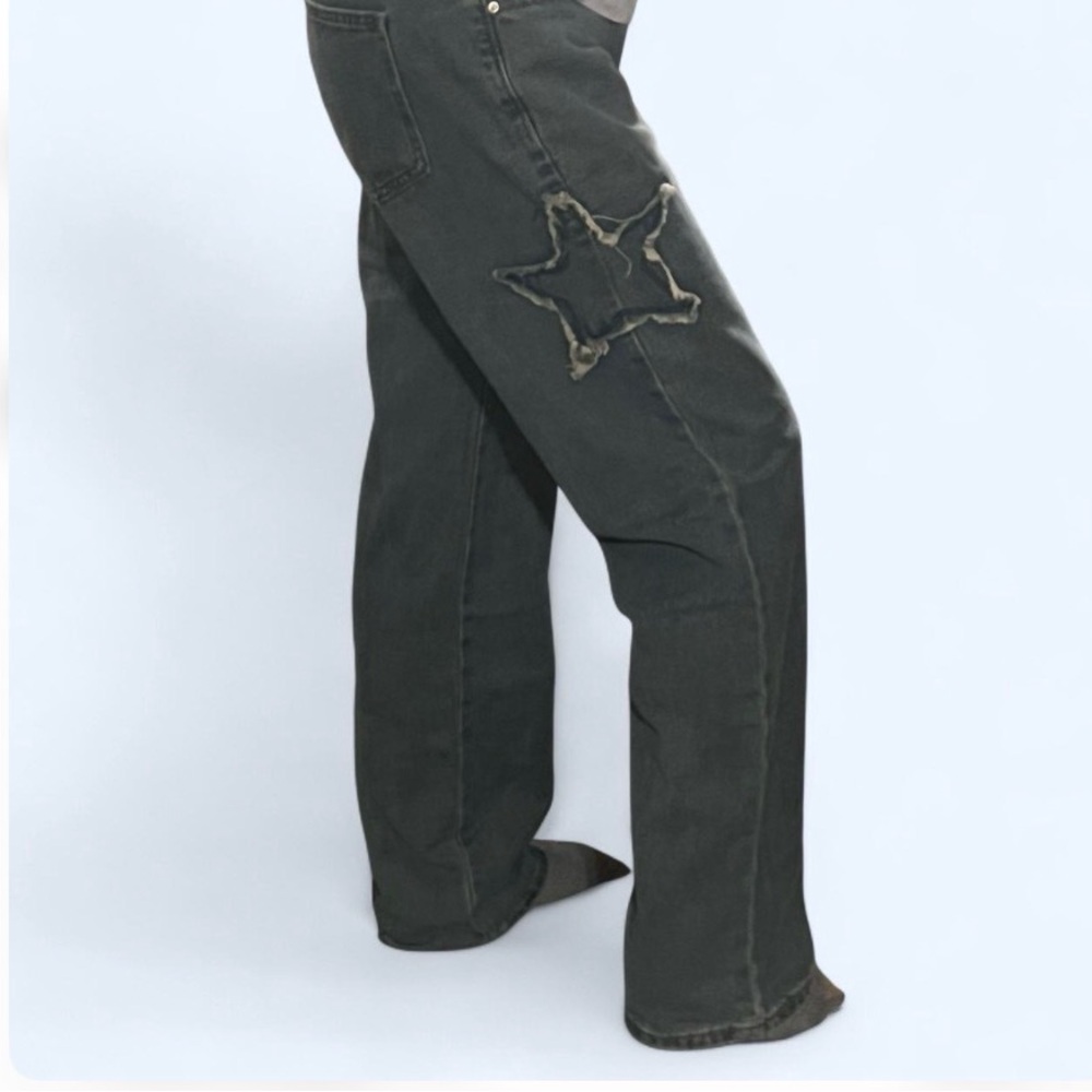 Angel Kiss Blue Wide Leg Jeans With Star Accents  Size 5 27/31